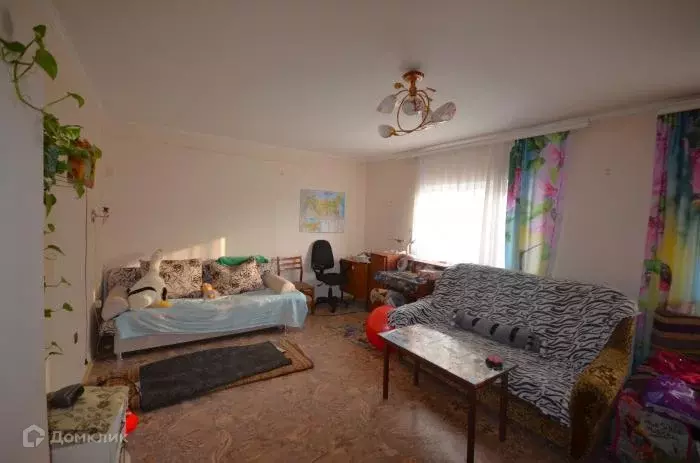 Продаётся 4-к квартира, 60 м - Фото 0