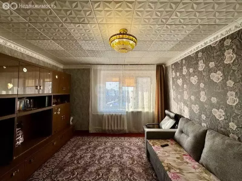 3-комнатная квартира: Омск, микрорайон Солнечный, улица Комкова, 2 ... - Фото 1