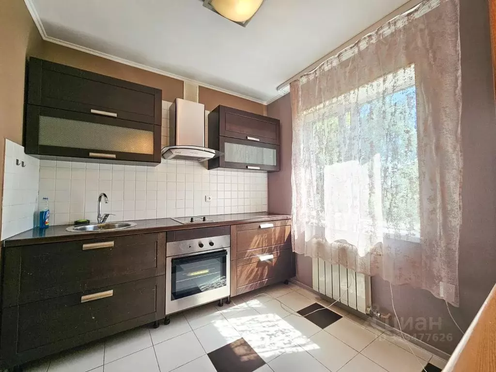 1-к кв. Иркутская область, Иркутск Байкальская ул., 165 (30.0 м) - Фото 0
