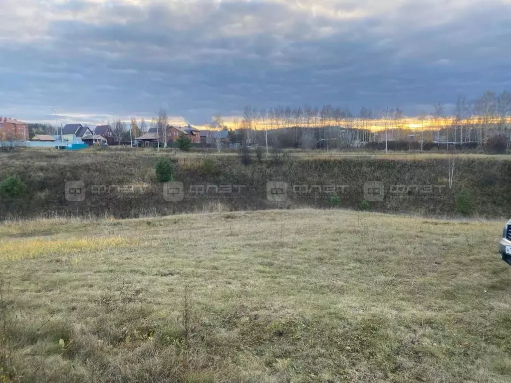 Участок в Татарстан, с. Верхний Услон ул. Имени Героя Зиннурова, 21 ... - Фото 2