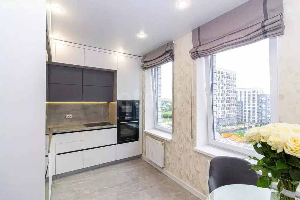 2-комнатная квартира: Тюмень, улица Новосёлов, 105 (44 м) - Фото 2