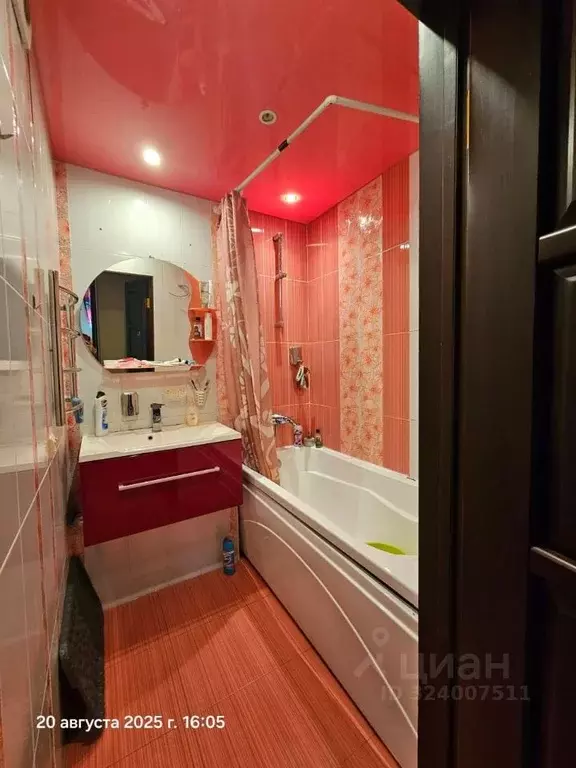 3-к кв. Свердловская область, Екатеринбург ул. Комсомольская, 78 (66.6 ... - Фото 2