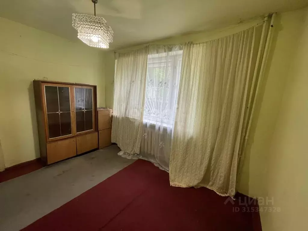 2-к кв. Приморский край, Владивосток Алеутская ул., 57Б (34.7 м) - Фото 0