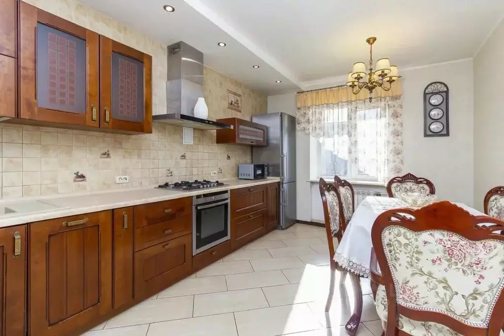 2-к кв. Башкортостан, Уфа ул. Худайбердина, 2 (80.8 м) - Фото 1