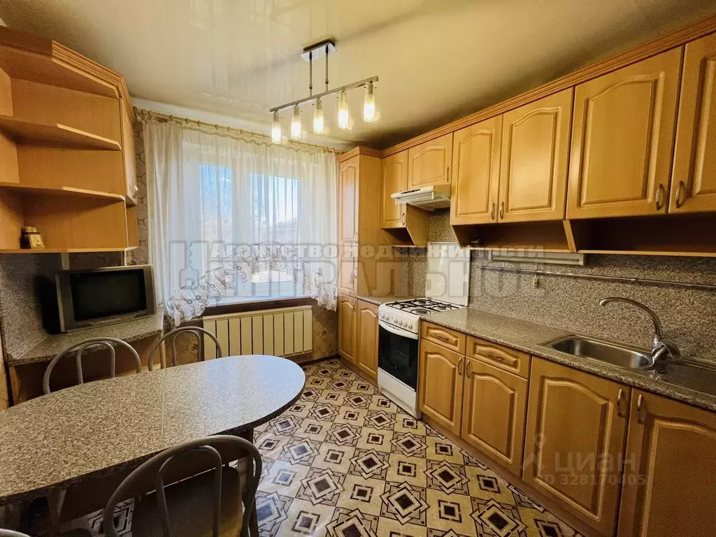 3-к кв. Смоленская область, Смоленск ул. Нахимова, 13А (70.9 м) - Фото 2