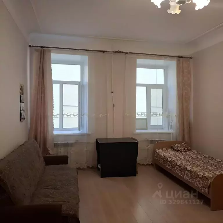 Комната Санкт-Петербург Певческий пер., 5 (25.0 м) - Фото 2
