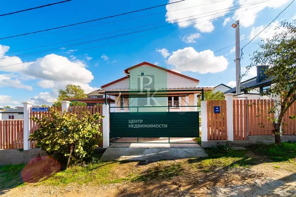 Дом в Севастополь Балаклавский муниципальный округ, ул. Ивана ... - Фото 2