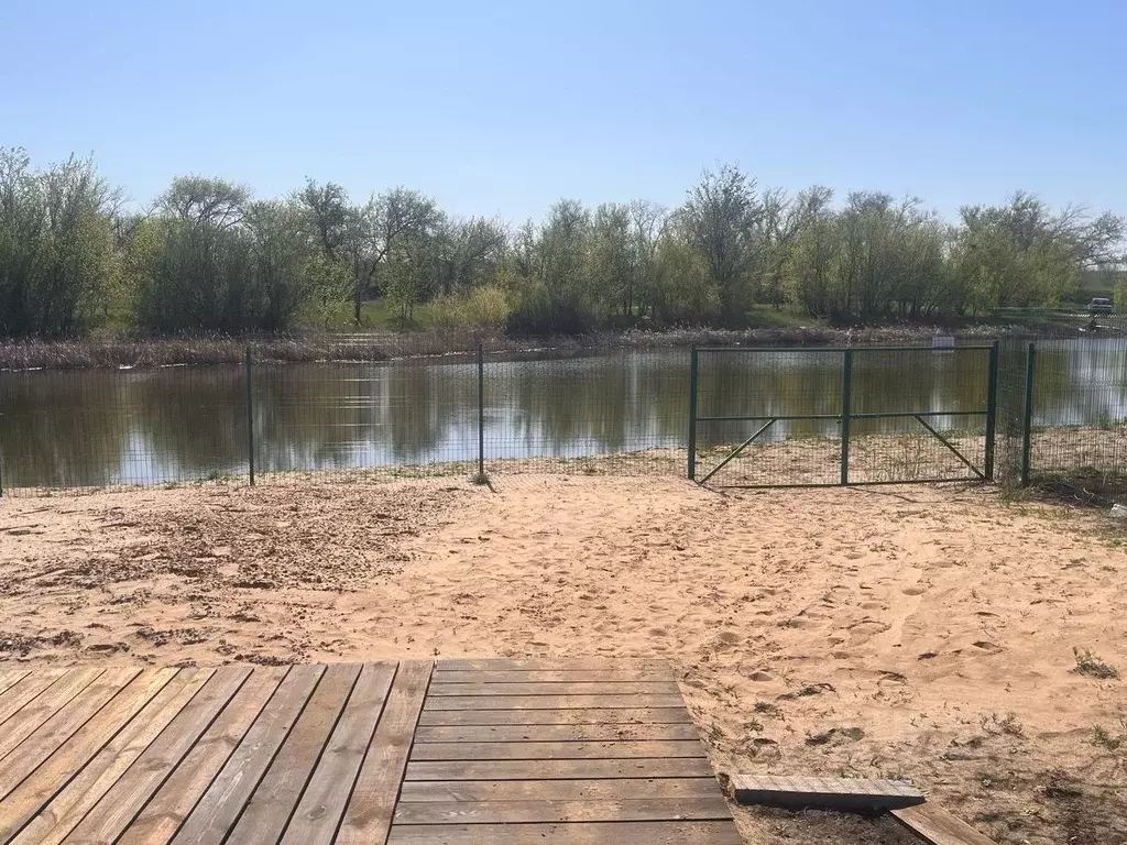 Коттедж в Саратовская область, Энгельсский район, Красноярское ... - Фото 0