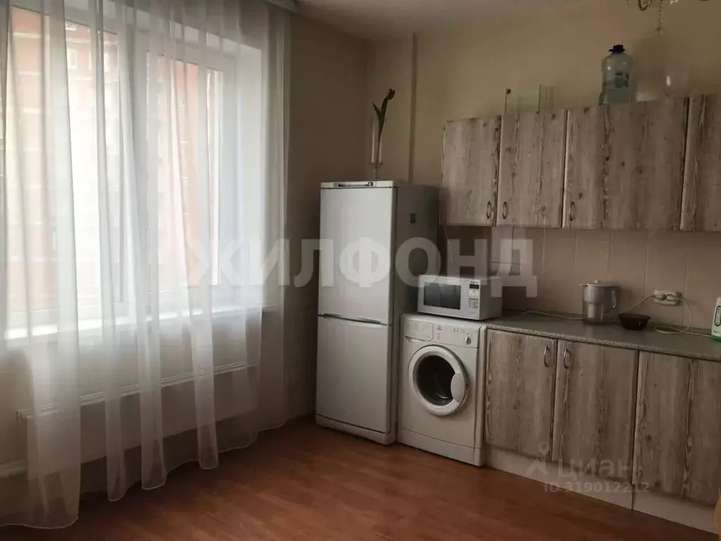 3-к кв. Новосибирская область, Новосибирск ул. Галущака, 2 (102.0 м) - Фото 1