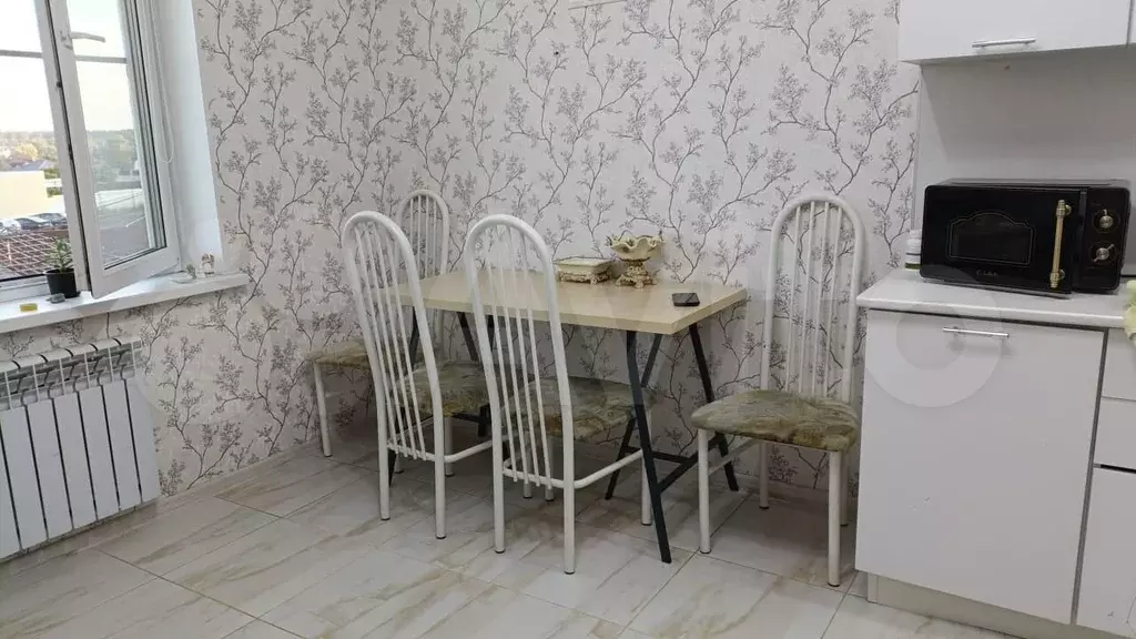 1-к. квартира, 41 м, 3/3 эт. - Фото 1