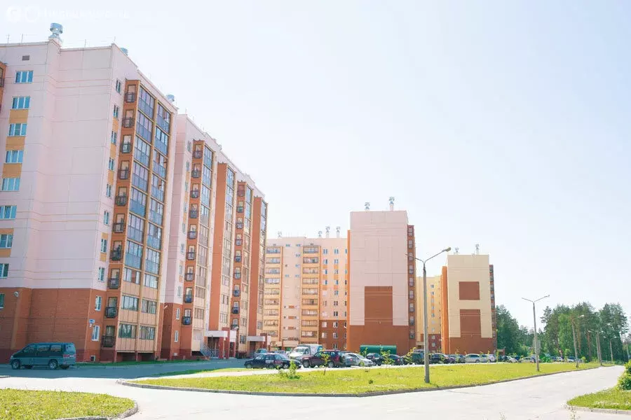 3-комнатная квартира: Снежинск, улица Ломинского, 43 (54.2 м) - Фото 1