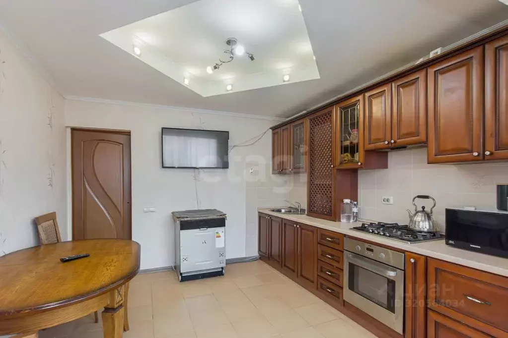 2-к кв. Адыгея, Тахтамукайский район, Яблоновский пгт пер. Гагарина, ... - Фото 1