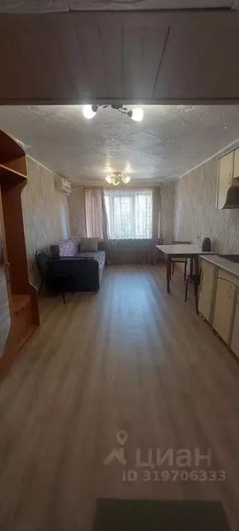 Комната Волгоградская область, Волгоград ул. 7-й Гвардейской, 6 (19.0 ... - Фото 1