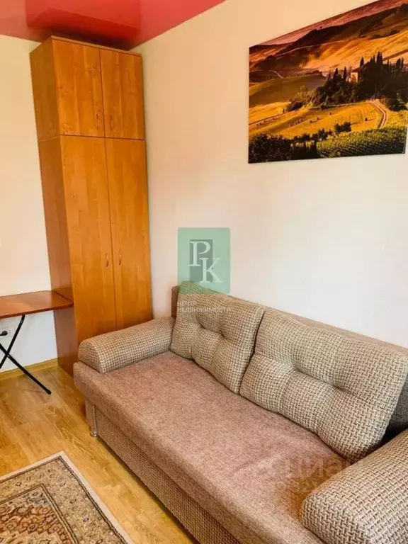 Комната Севастополь ул. Маршала Бирюзова, 1 (15.0 м) - Фото 2