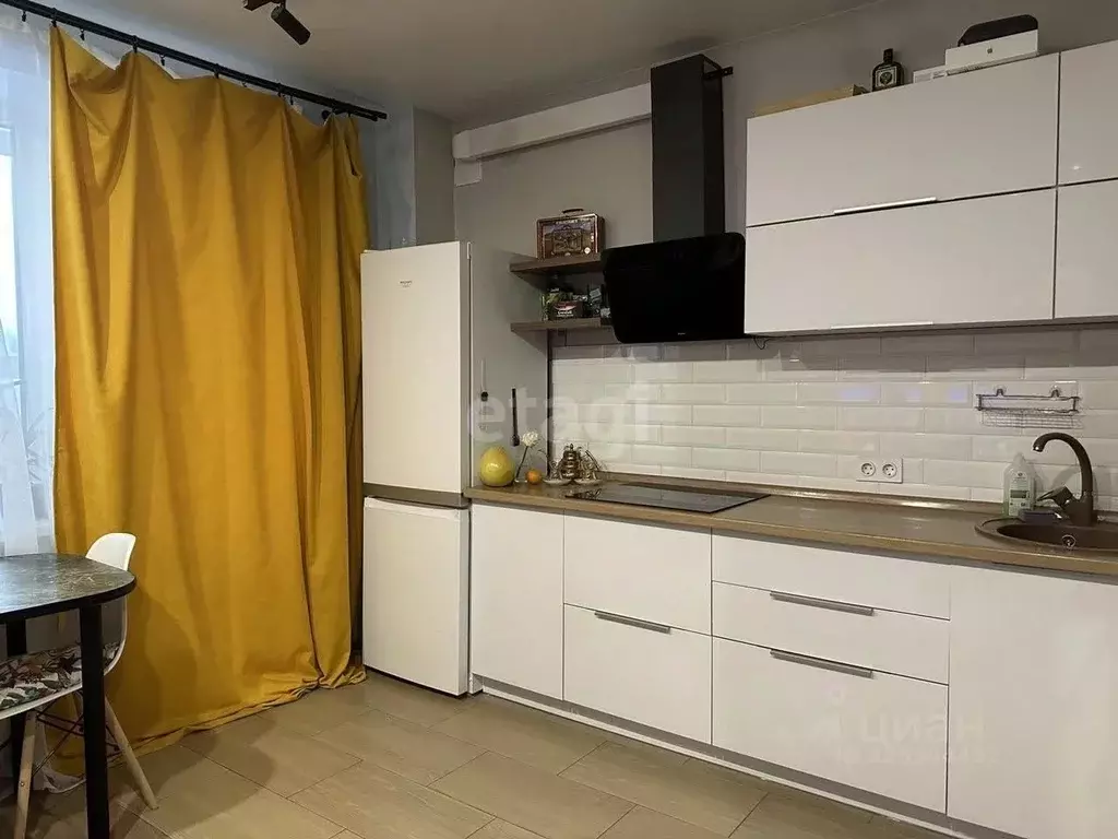 3-к кв. Коми, Сыктывкар Тентюковская ул., 304 (53.3 м) - Фото 1