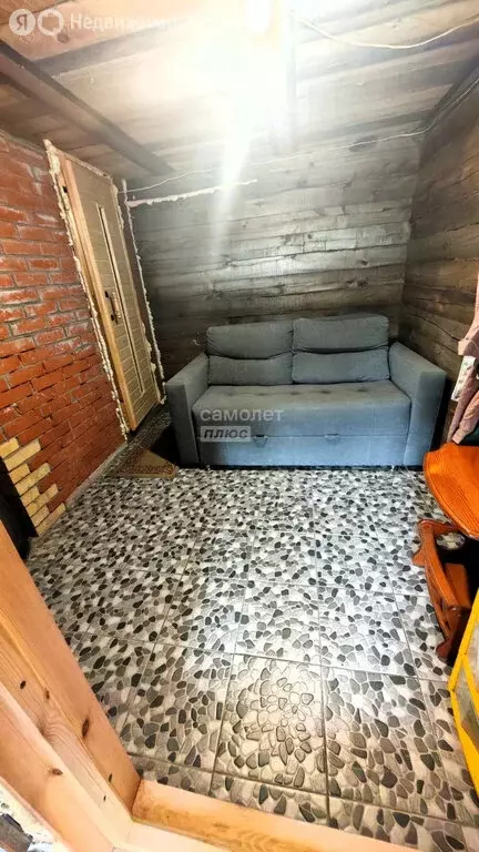 Дом в Тогучинский район, Репьевский сельсовет, село Репьёво, улица ... - Фото 0