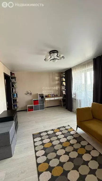 3-комнатная квартира: Краснокамск, улица 10-й Пятилетки, 4 (68.5 м) - Фото 1