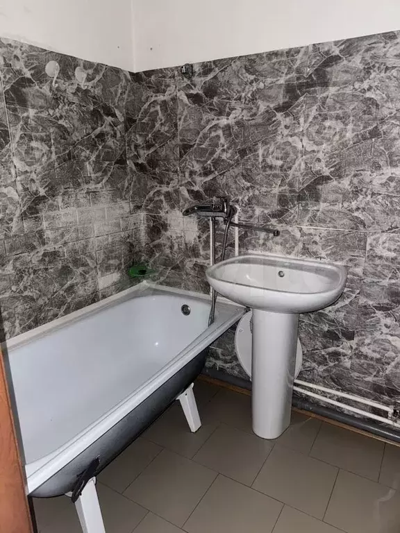 1-к. квартира, 34 м, 5/5 эт. - Фото 0
