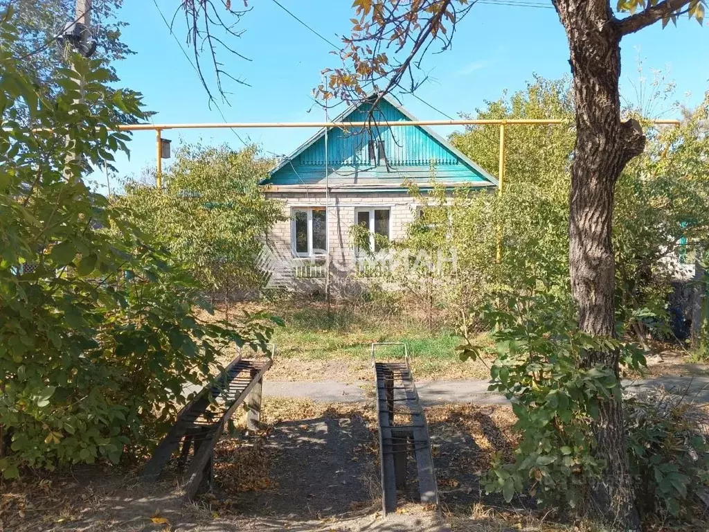 Дом в Ростовская область, Октябрьский район, Красюковская сл. ... - Фото 1