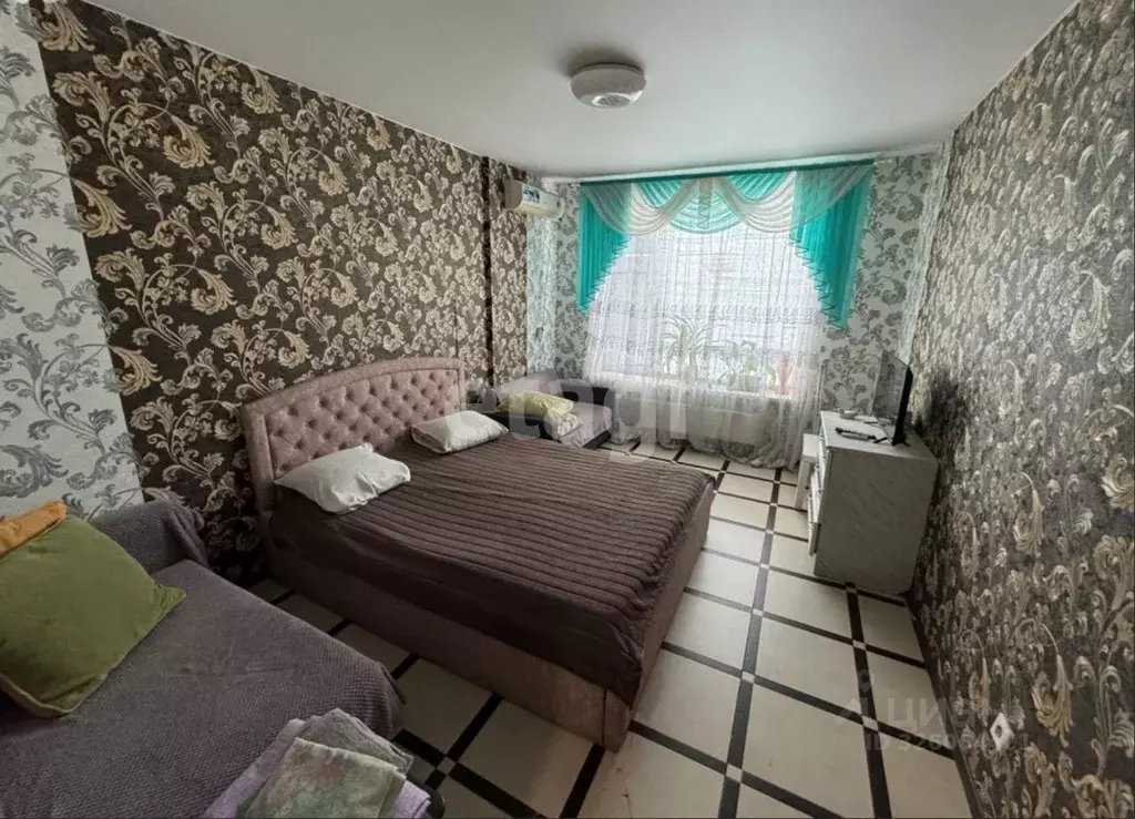 1-к кв. Ростовская область, Таганрог ул. Адмирала Крюйса, 23/2 (38.0 ... - Фото 1