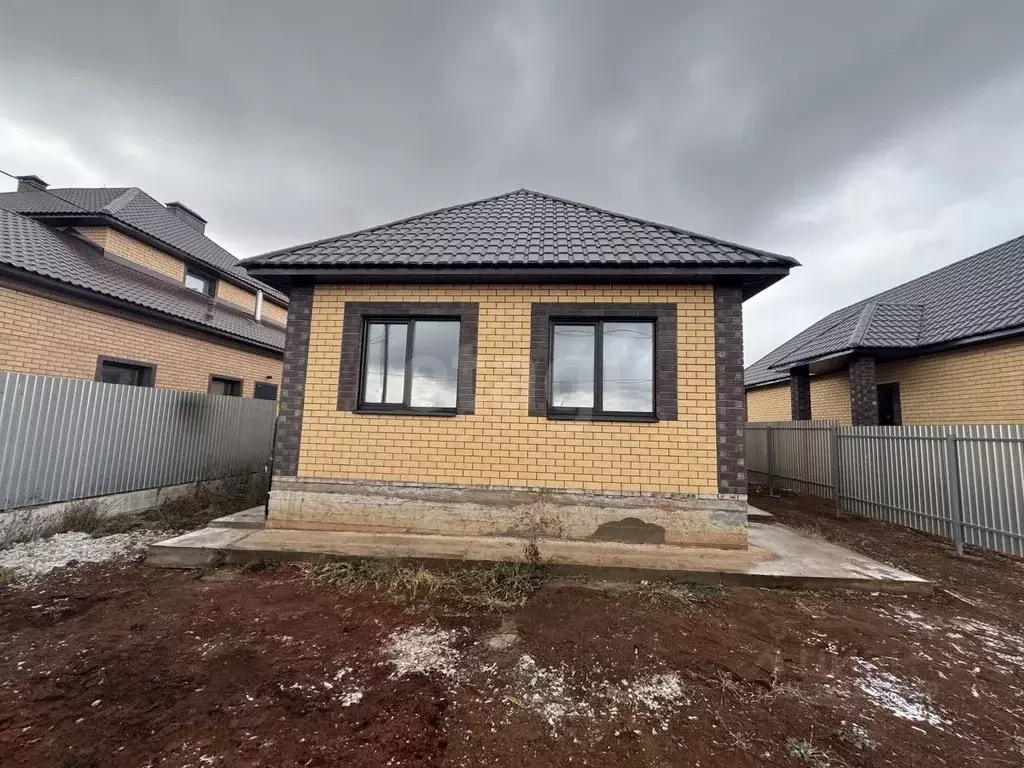 Дом в Оренбургская область, Оренбург проезд Дунайский, 5 (95 м) - Фото 1