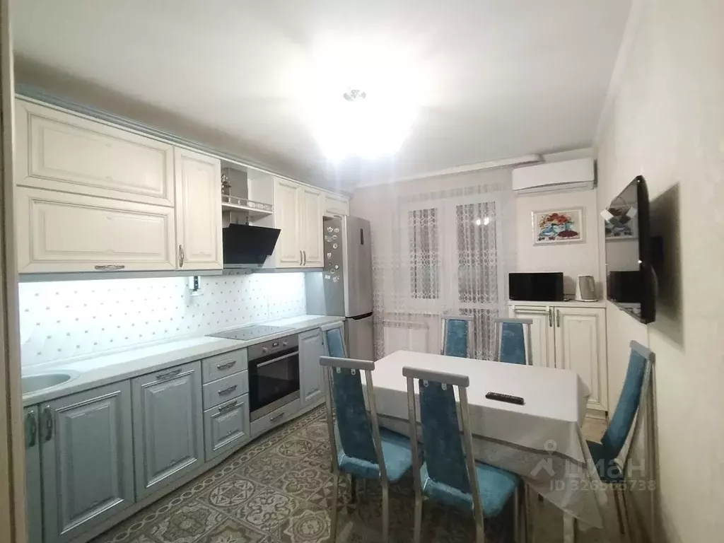 2-к кв. Тюменская область, Тюмень ул. 30 лет Победы, 148к3 (74.1 м) - Фото 1