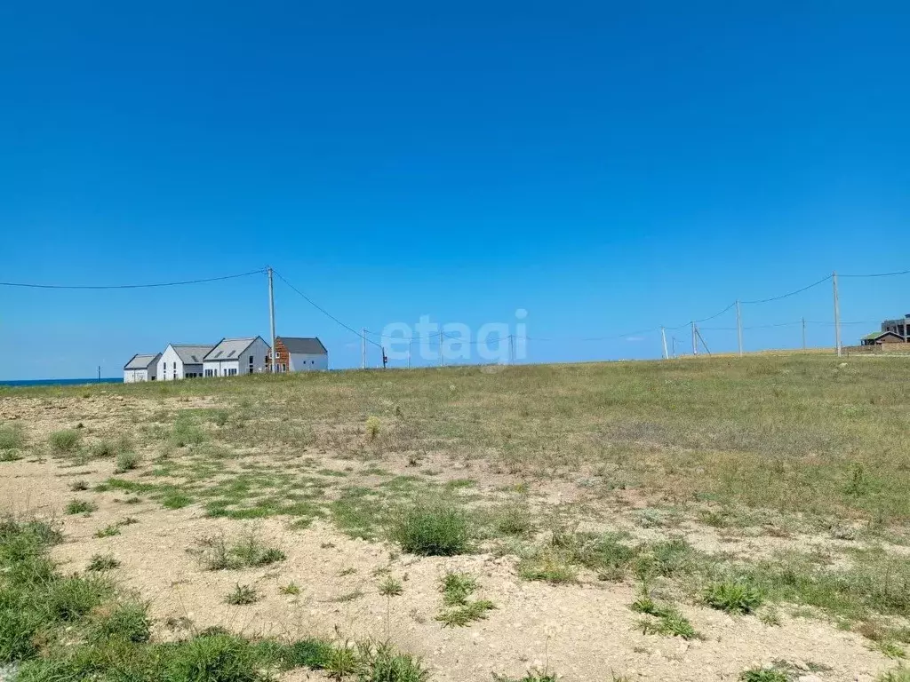 Участок в Крым, Черноморский район, с. Межводное ул. Богдана ... - Фото 1