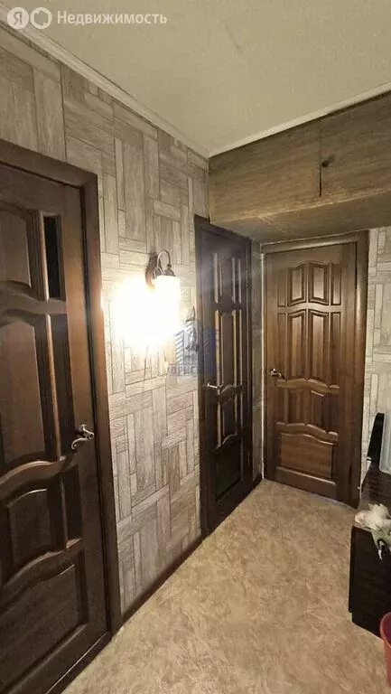 3-комнатная квартира: Новочебоксарск, улица 10-й Пятилетки, 32 (65.4 ... - Фото 2