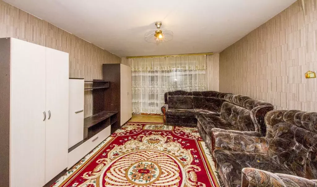 2-к кв. Омская область, Омск Городок Нефтяников мкр, ул. 4-я ... - Фото 1