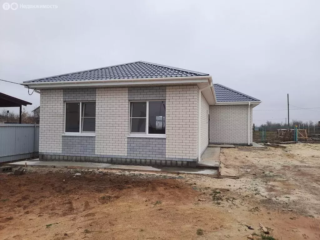 Дом в Городище, улица Роз (87.6 м) - Фото 1