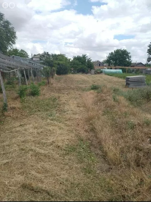 Участок в Сальск, Низовская улица (8 м) - Фото 1
