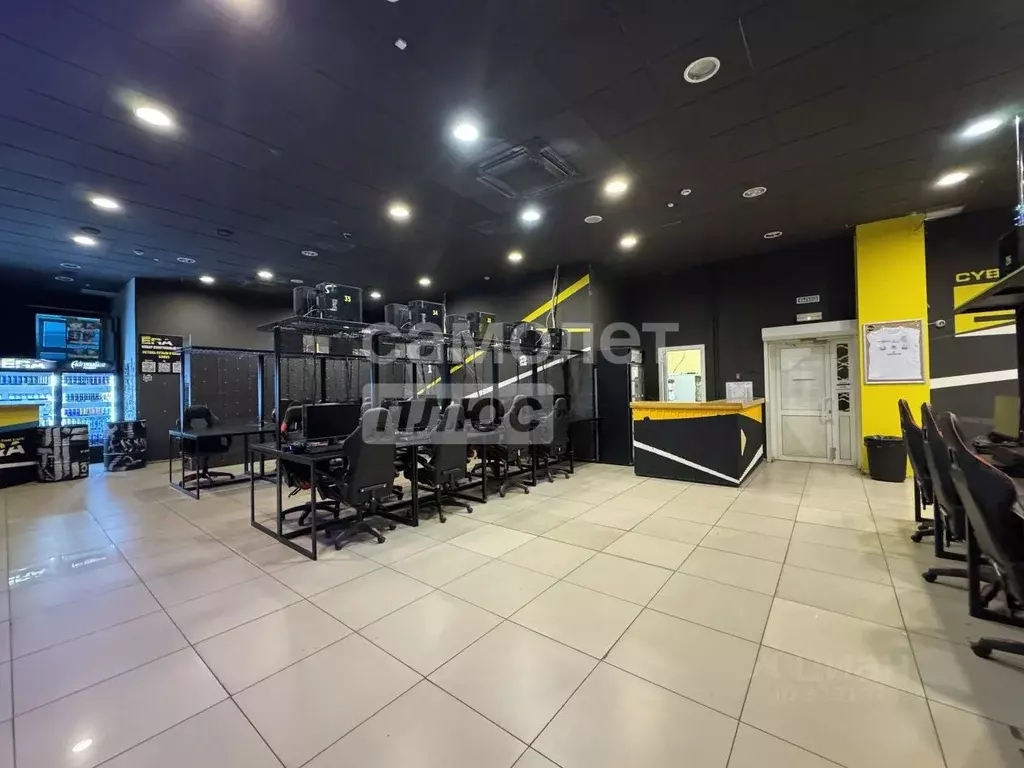 Помещение свободного назначения в Челябинская область, Челябинск ул. 8 ... - Фото 1