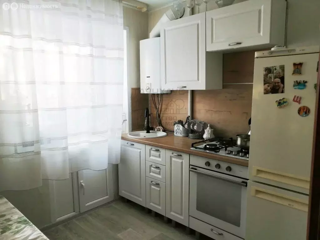 2-комнатная квартира: Нефтекамск, улица Ленина, 36 (42 м) - Фото 1