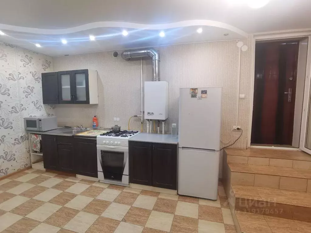 Дом в Волгоградская область, Городище рп Октябрьская ул. (300 м) - Фото 1