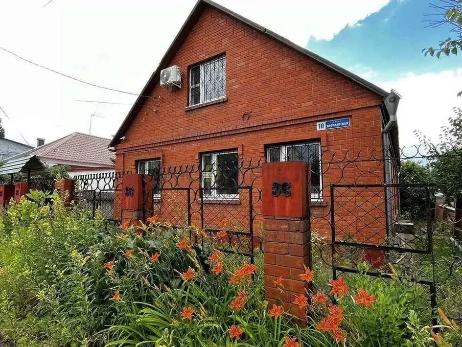 Дом в Воронежская область, Воронеж Ярославская ул., 10 (129 м) - Фото 1