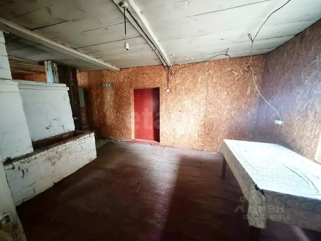 Дом в Псковская область, Псковский район, Краснопрудская волость, д. ... - Фото 1