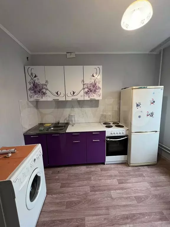 1-к. квартира, 42 м, 1/10 эт. - Фото 0