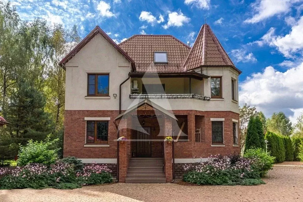 Дом в Москва ул. Калиновая, 1к30 (303 м) - Фото 1