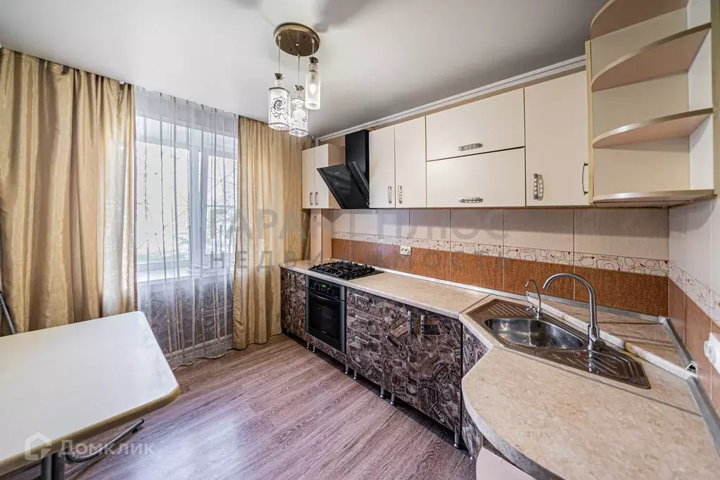 Продаётся 2-к квартира, 55 м - Фото 0