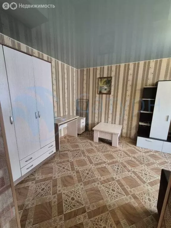 1-комнатная квартира: Курган, улица Сухэ-Батора, 6 (31.8 м) - Фото 2