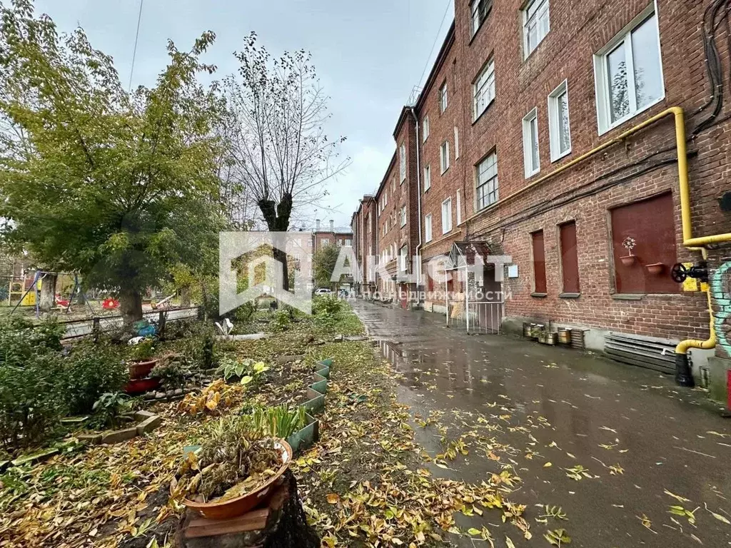 Комната 11 м в 4-к., 3/5 эт. - Фото 1