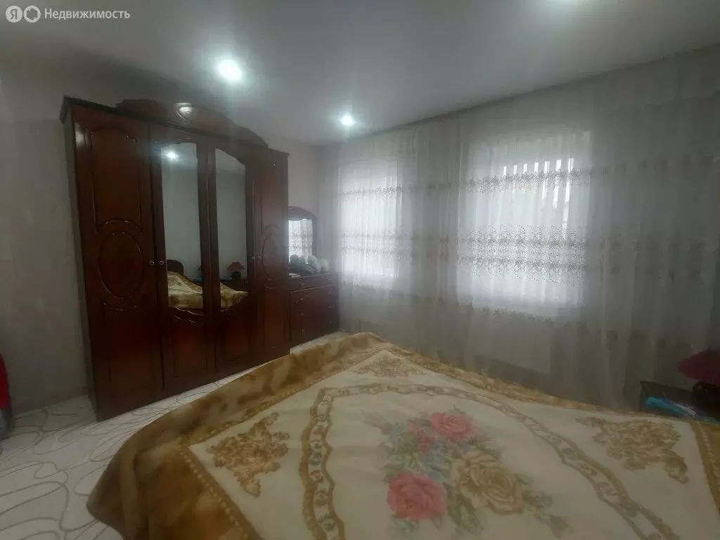 Дом в Новоалександровск, Советская улица (100 м) - Фото 0