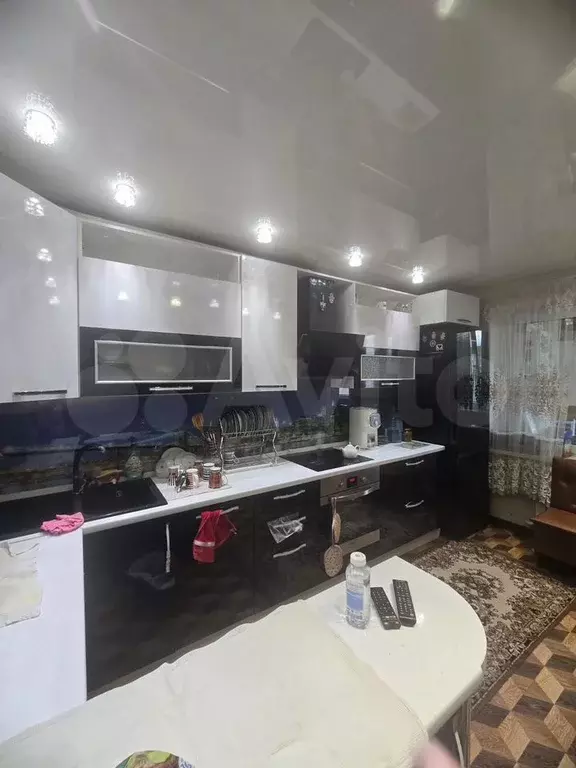 3-к. квартира, 110 м, 8/17 эт. - Фото 0