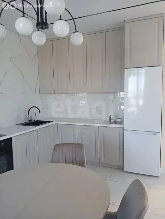 3-комнатная квартира: Томск, улица Розы Люксембург, 96 (68.3 м) - Фото 2