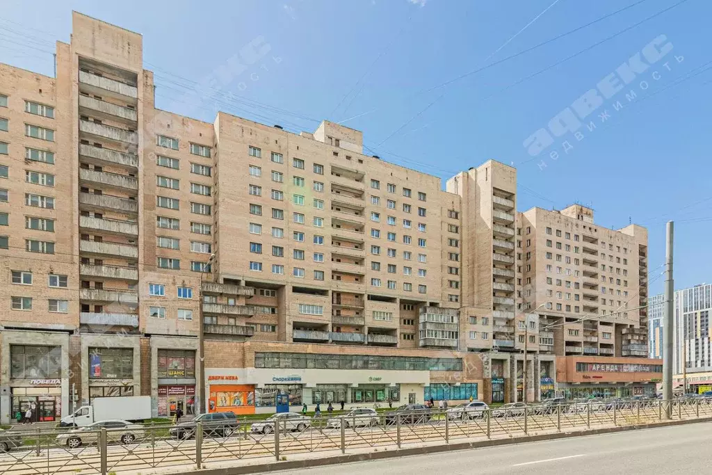3-к кв. Санкт-Петербург просп. Просвещения, 87К1 (67.1 м) - Фото 0