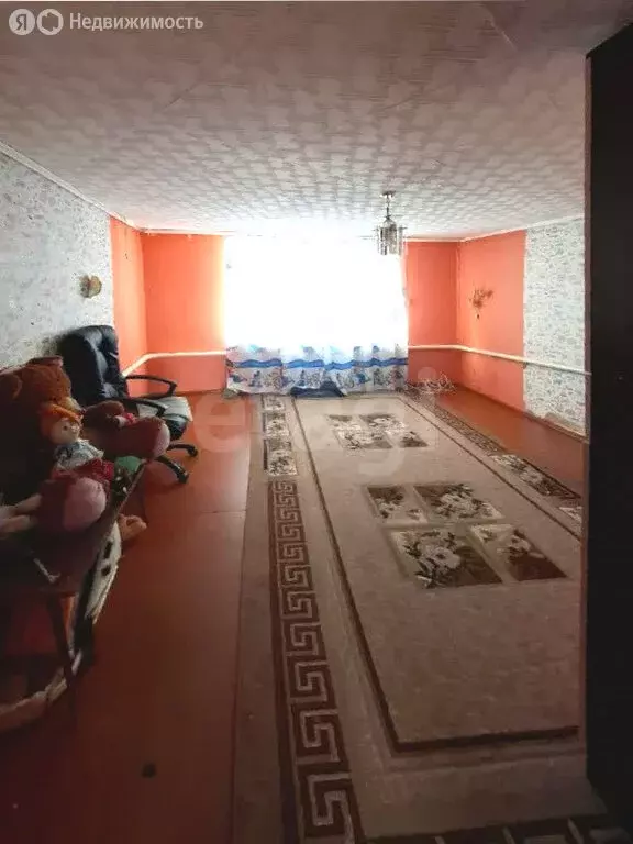 Дом в Омская область, рабочий посёлок Крутинка, Берёзовый переулок ... - Фото 2