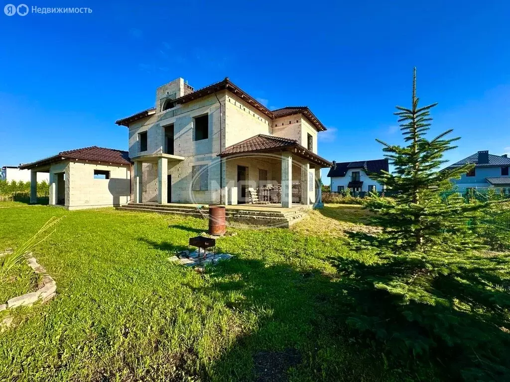 Дом в Зеленоградск, посёлок Малиновка (336 м) - Фото 1