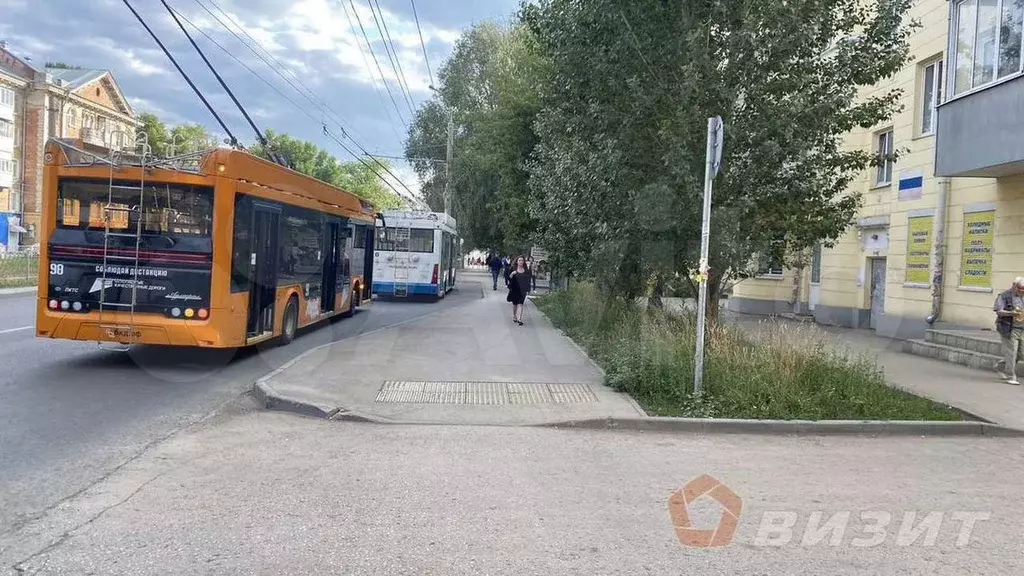 Торговое помещение у станции метро  Победы - Фото 1
