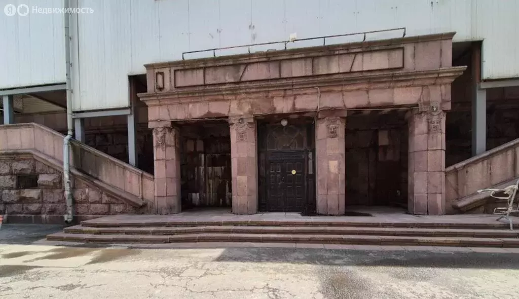 Помещение свободного назначения (837 м) - Фото 1