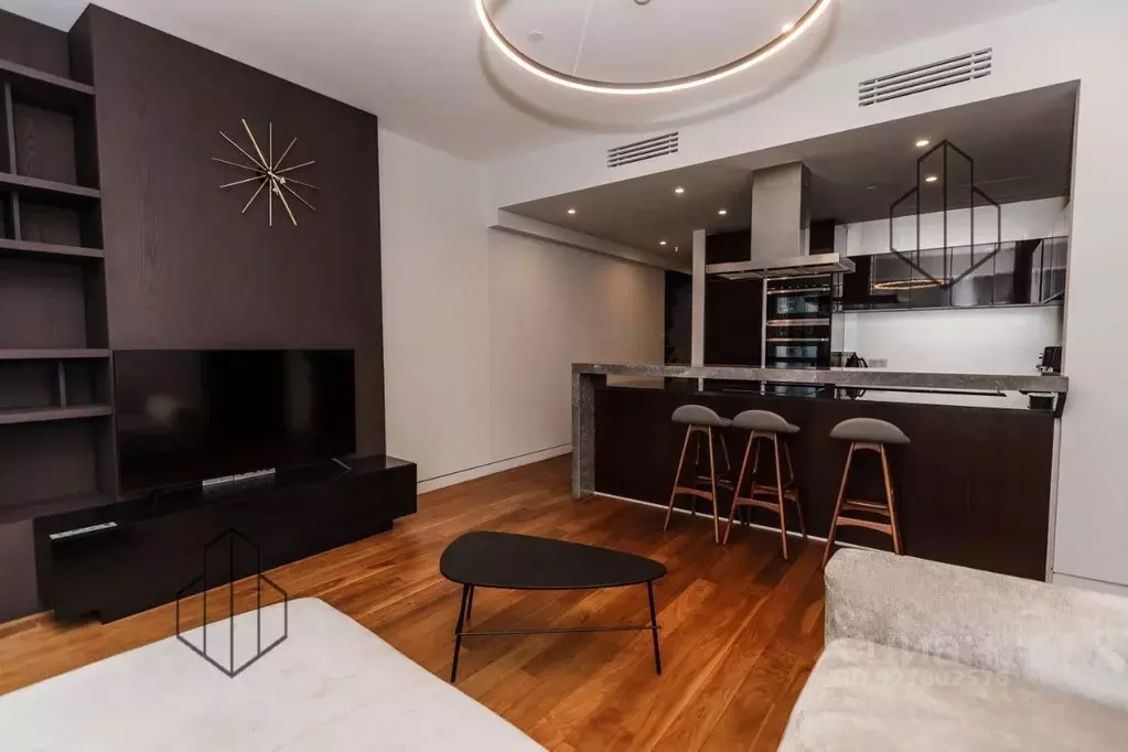 2-к кв. Москва 1-й Красногвардейский проезд, 21с1 (90.0 м) - Фото 1